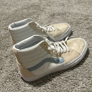 Women’s vans, size 8.5, men’s size 7.0